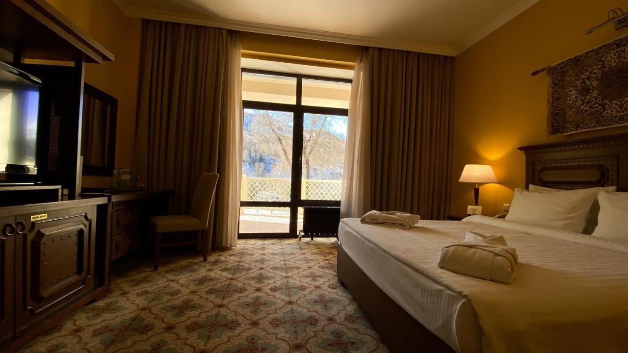 Samal Resort & Spa Almaty Exteriér fotografie